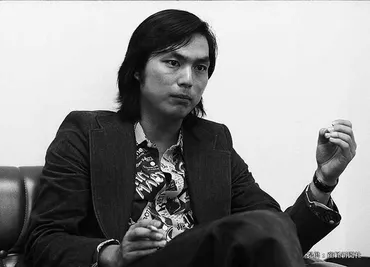 長塚京三ってどんな人？俳優人生と家族、そして現在？長塚京三、俳優としての歩みと家族の絆、そして現在