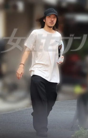 写真】宇多田ヒカルに新パートナーが浮上！お相手は世界的に注目のグラフィックアーティストYOSHIROTTEN  ベストアルバムのアートワークを手がけ「早い段階で親密に」 