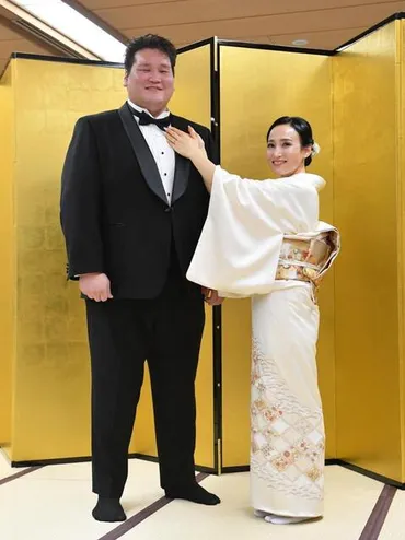 お見かけする度にお美しく」断髪式の照ノ富士、支えた美人妻の姿にＳＮＳ反響「本当に美人だよねぇ」ビッグな３歳長男・照務甚くんの成長も話題に/スポーツ/デイリースポーツ  online