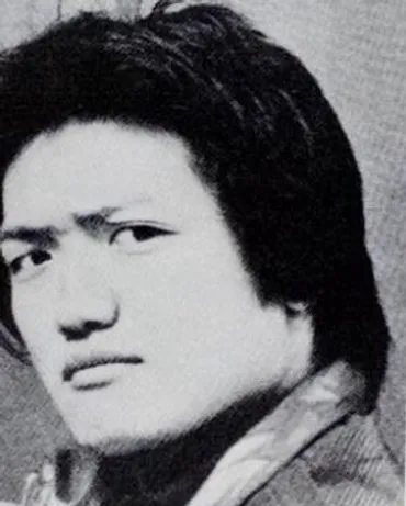 デーモン閣下の学歴。早稲田大時代にスッピンで活動。帰国子女で姉は慶應 