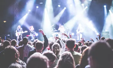 芸能人・スポーツ選手・文化人のハワイ移住 – WAAP