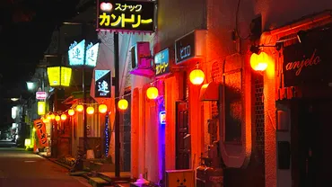 Z世代にひそかに人気…ネオンが映える昭和な温泉街「戸倉上山田温泉」をぶらり旅 