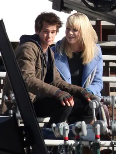 アンドリュー・ガーフィールドとエマ・ストーンの軌跡：出会いから現在、そして未来への関係性とは？映画『アメイジング・スパイダーマン』から見えた二人の恋愛遍歴