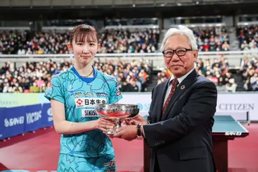 全日本卓球、早田ひながストレートで張本美和を下して女子シングルス2連覇を達成 – 公益財団法人日本卓球協会